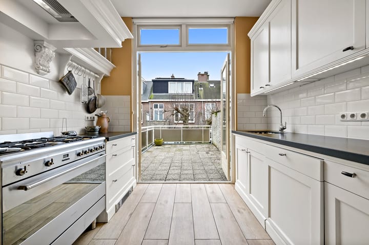 Photo 16 of Van Egmondstraat 60