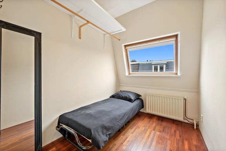 Photo 27 of Van Egmondstraat 60