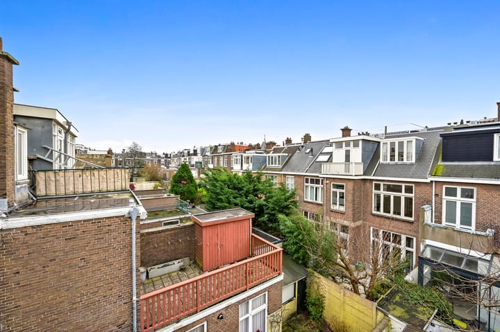 Photo 37 of Van Egmondstraat 60