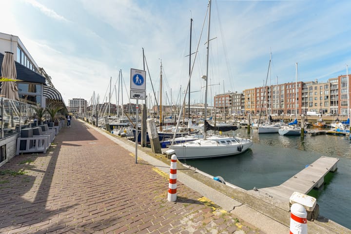 Photo 51 of Van Egmondstraat 60