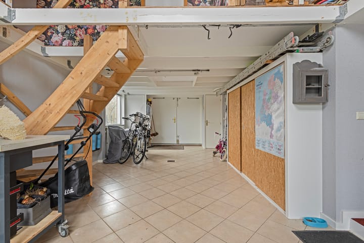 Foto 38 van Loeteweg 3