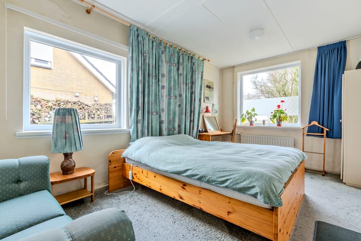 Foto 23 van Pettemerweg 7