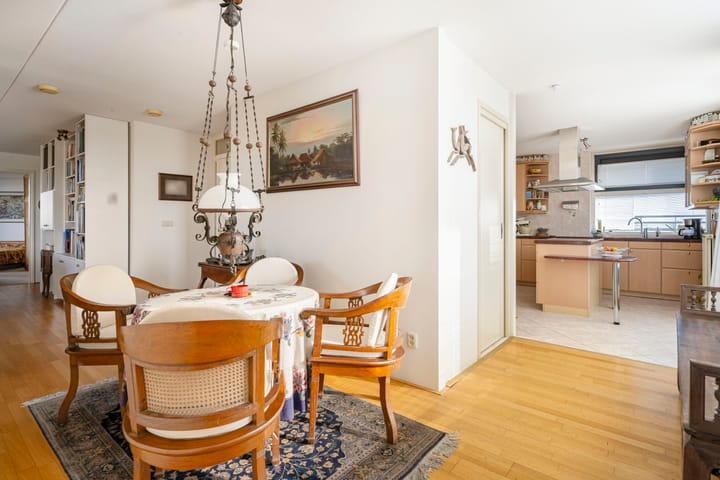 Foto 18 van Emmalaan 75