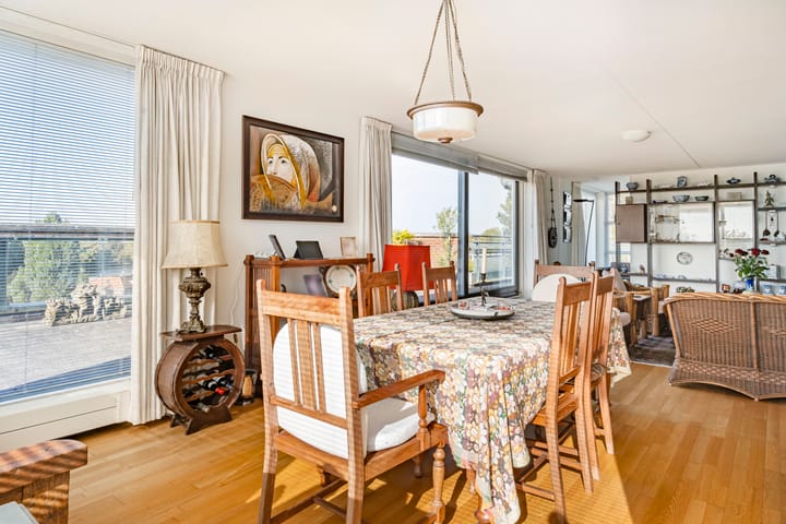 Foto 19 van Emmalaan 75