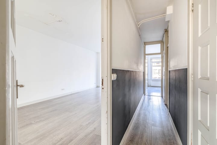 Foto 8 van Mathenesserweg 44-A02