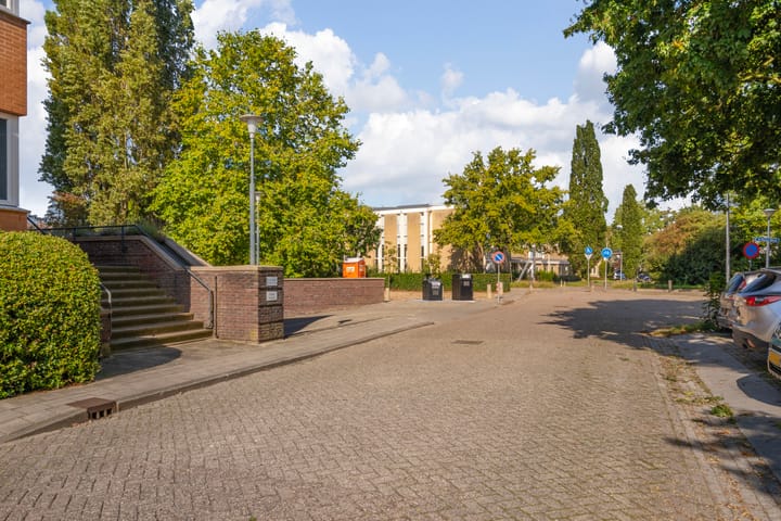 Foto 49 van Emmalaan 75