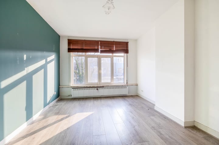 Foto 14 van Mathenesserweg 44-A02