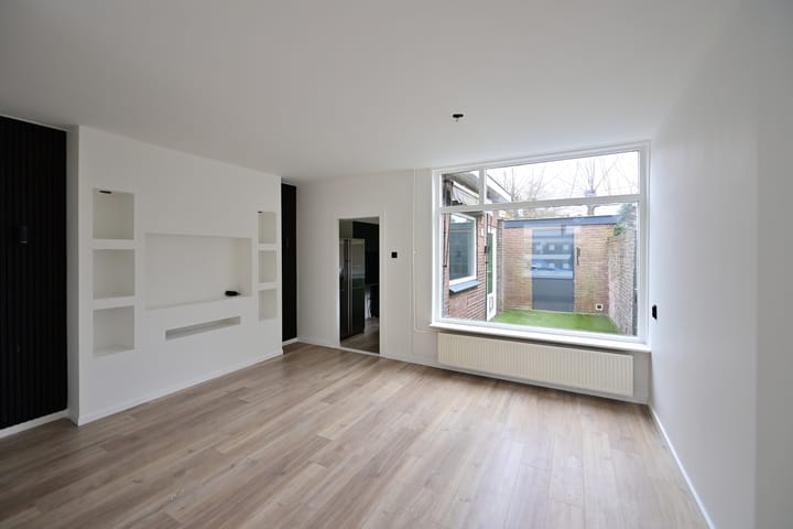 Foto 6 van Lijsterweg 2-B