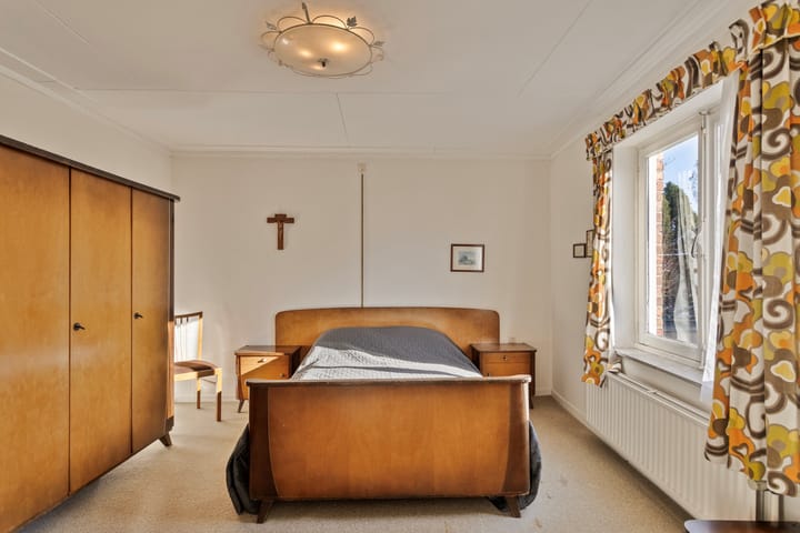 Foto 32 van Rondelenstraat 2