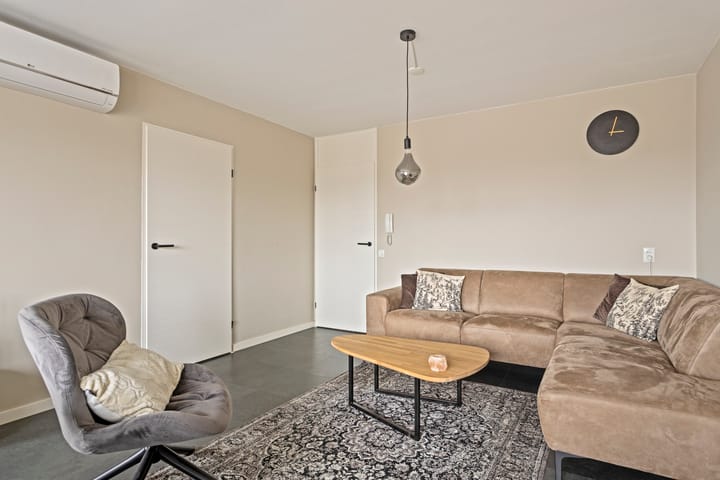 Photo 11 of Langemeer 1-J