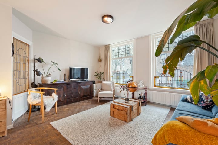 Foto 1 van Kerkplein 2