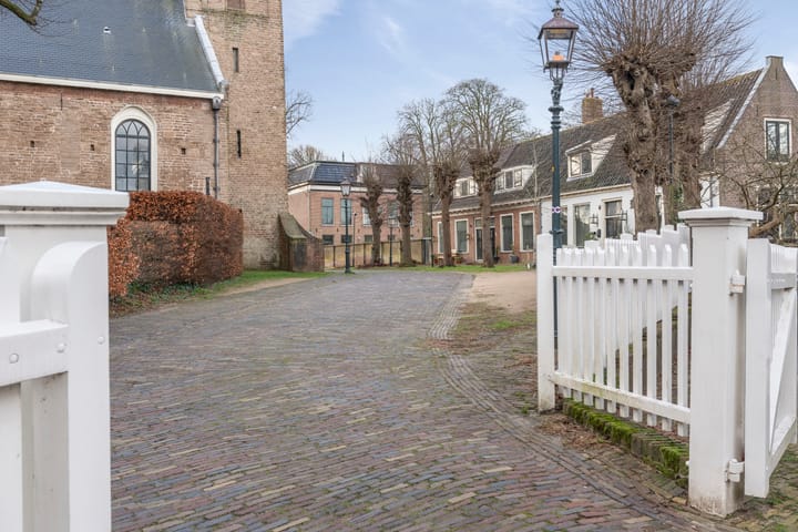 Foto 3 van Kerkplein 2