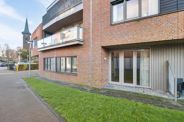 Foto 21 van Zonoord 2