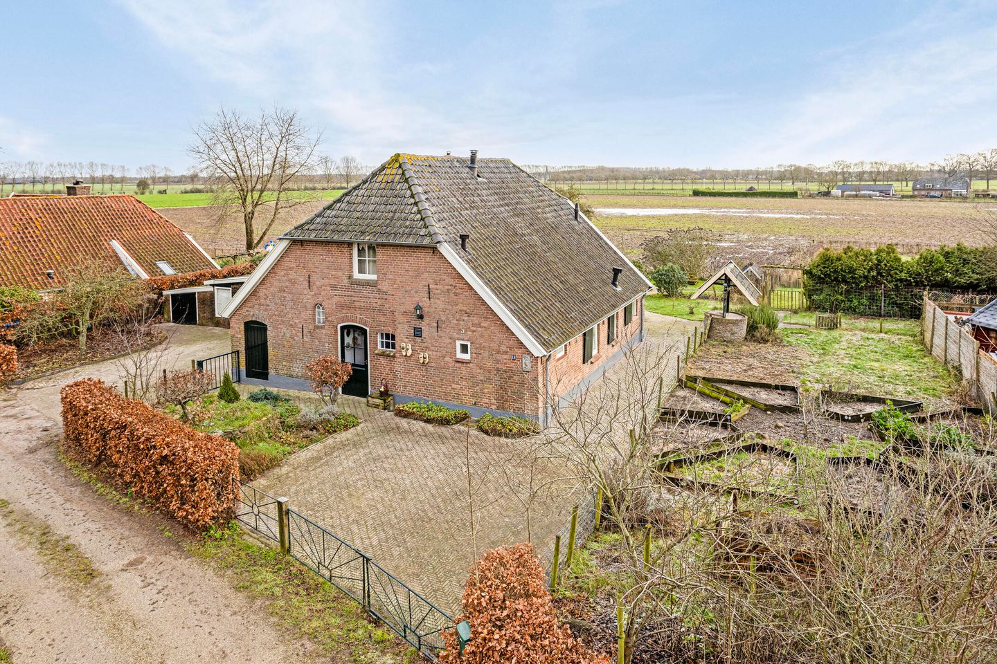 Foto 1 van 't Hof 18
