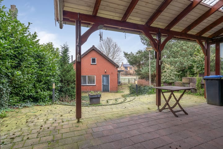 Foto 42 van Margrietstraat 10