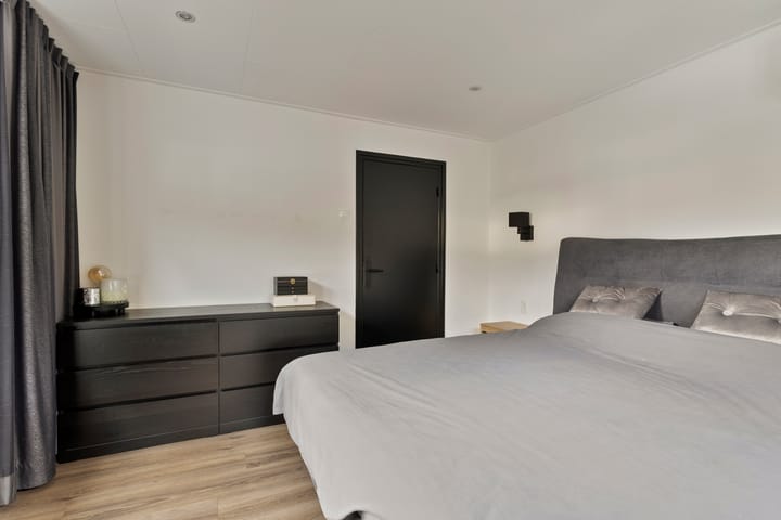 Foto 29 van Schineksstraat 8