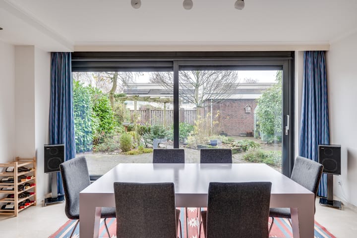 Foto 11 van Zandzwaluw 14