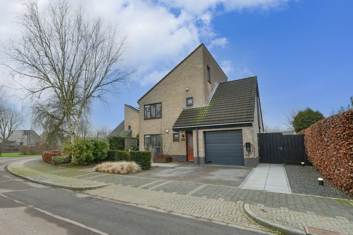 Foto 1 van Kleidonk 20