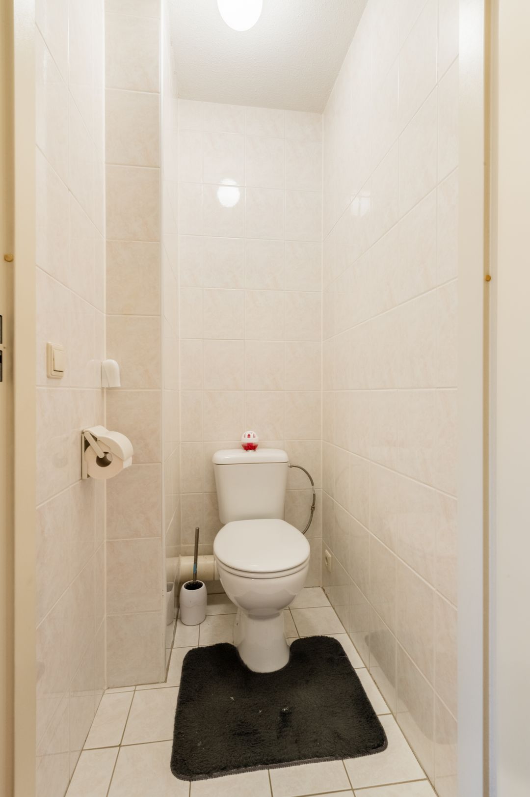 Photo 23 of Ommenstraat 19