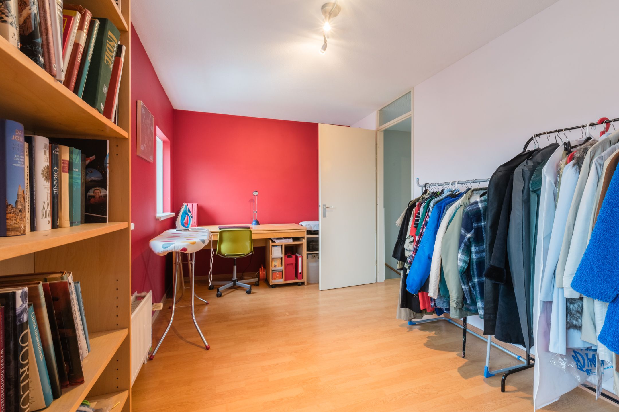 Photo 27 of Ommenstraat 19