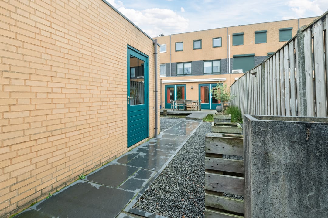 Photo 37 of Ommenstraat 19