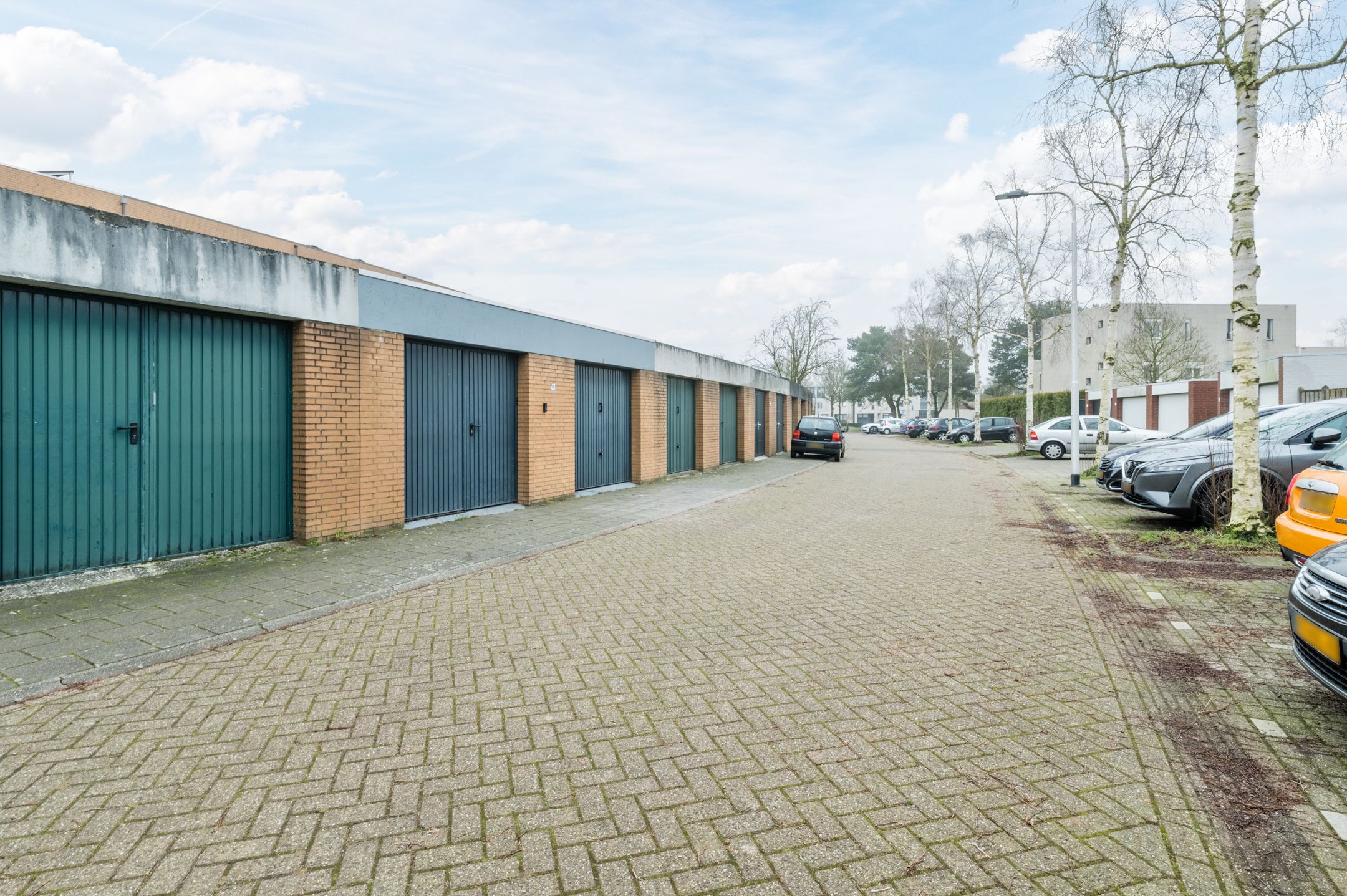 Photo 39 of Ommenstraat 19