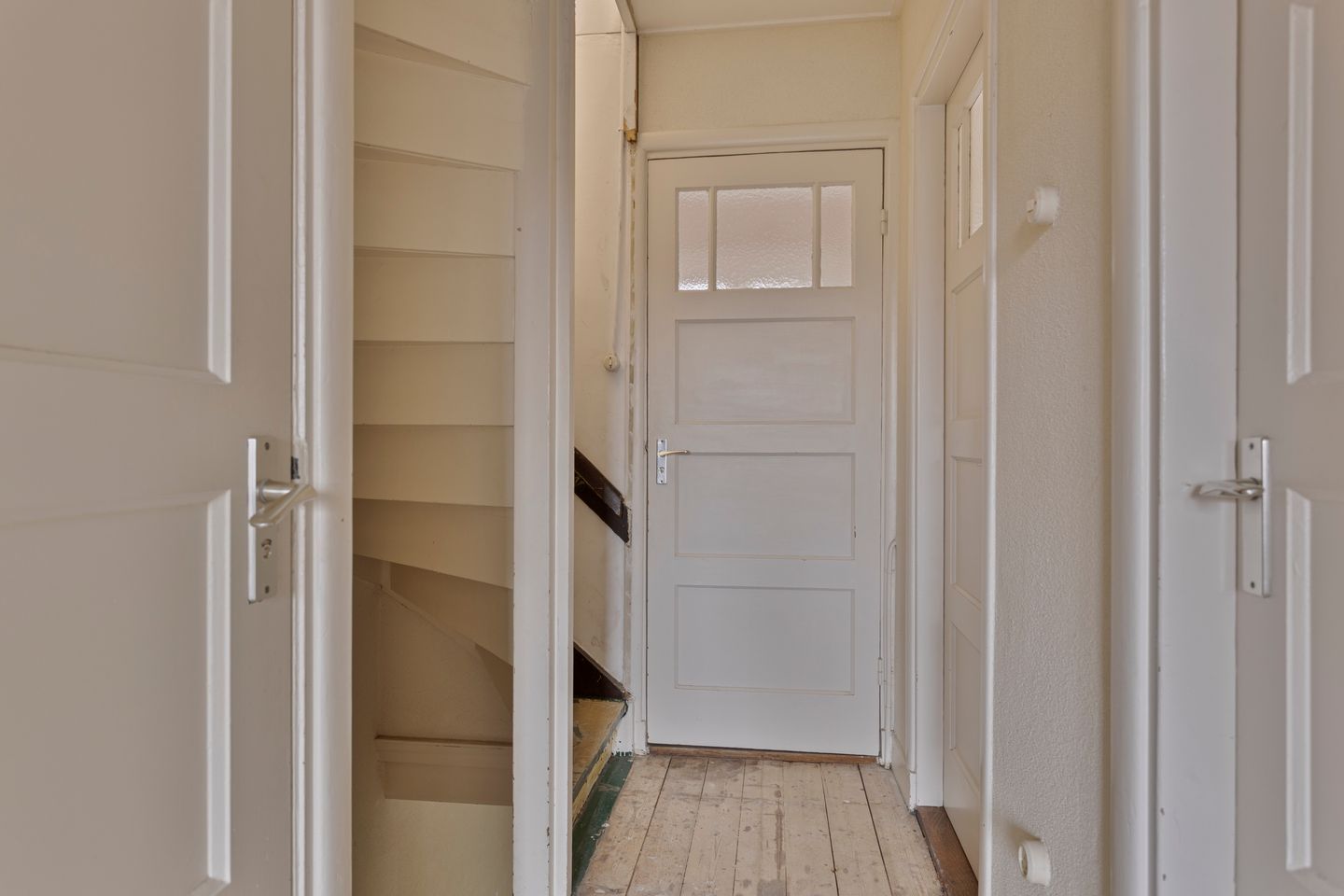 Foto 10 van Albert Cuypstraat 35