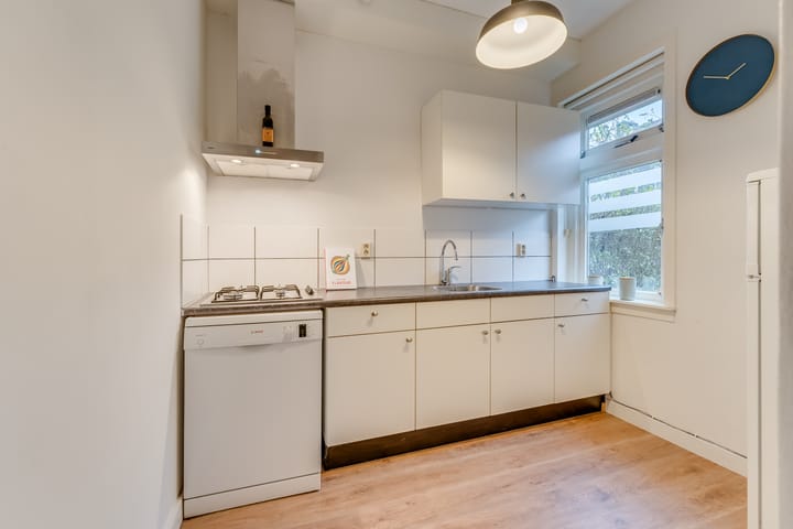 Photo 15 of Sint Rochusstraat 10