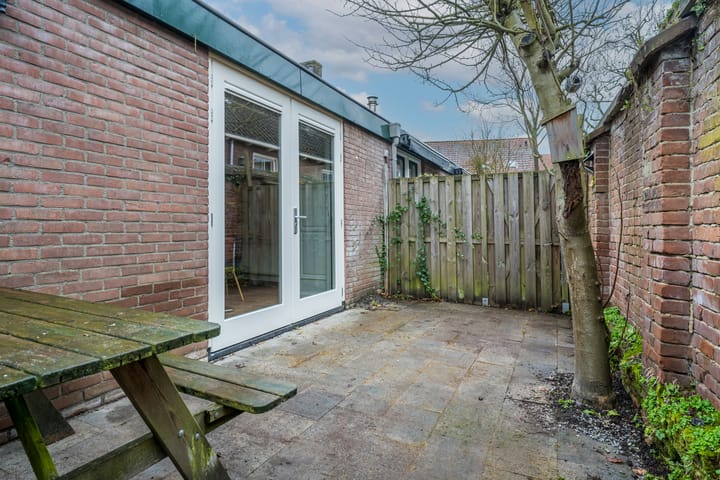 Photo 20 of Sint Rochusstraat 10