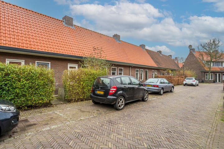 Photo 22 of Sint Rochusstraat 10