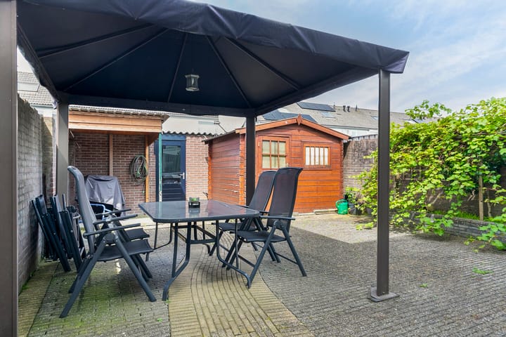 Foto 26 van Merelstraat 12