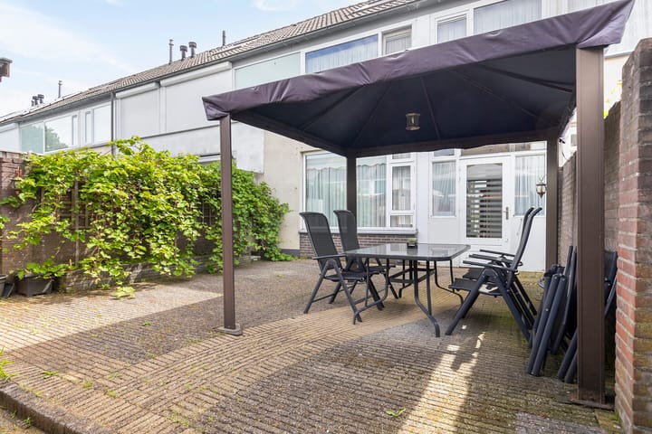 Foto 28 van Merelstraat 12