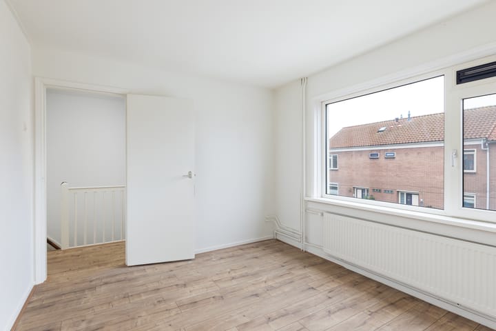 Foto 13 van J A Beyerinkstraat 18