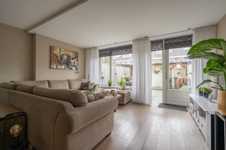 Foto 8 van Bloemenstraat 39