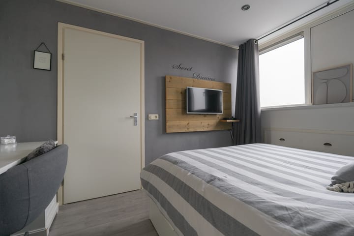 Foto 24 van Bloemenstraat 39