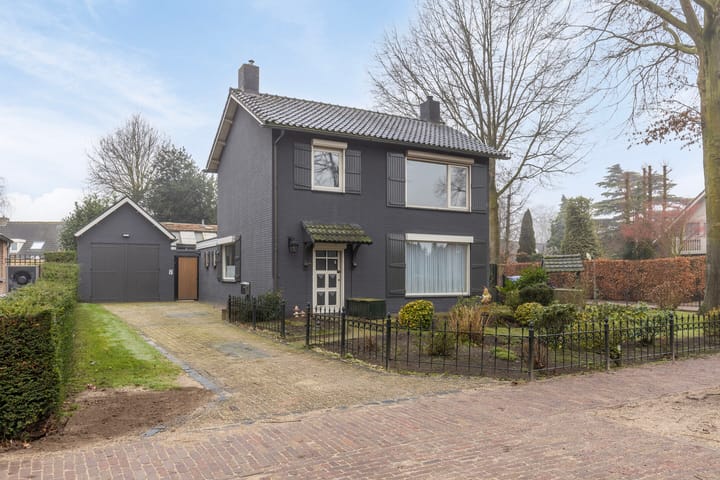 Foto 1 van Pastoor van der Kampstraat 7