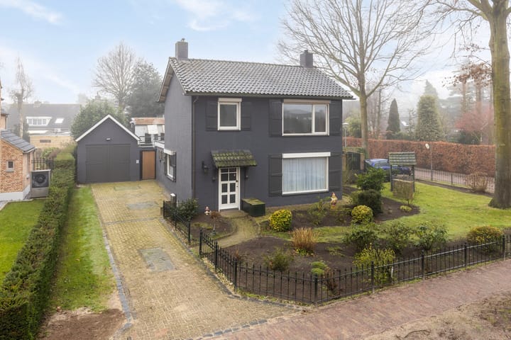 Foto 36 van Pastoor van der Kampstraat 7