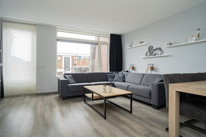 Foto 13 van Paardenbloem 18