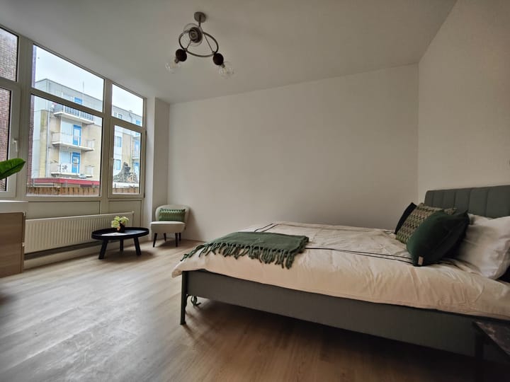 Foto 13 van Mathenesserweg 80-C