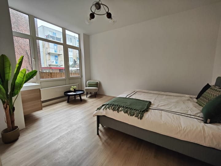 Foto 15 van Mathenesserweg 80-C