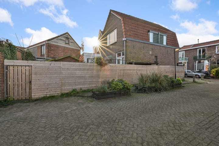 Foto 39 van Prins Hendrikstraat 121