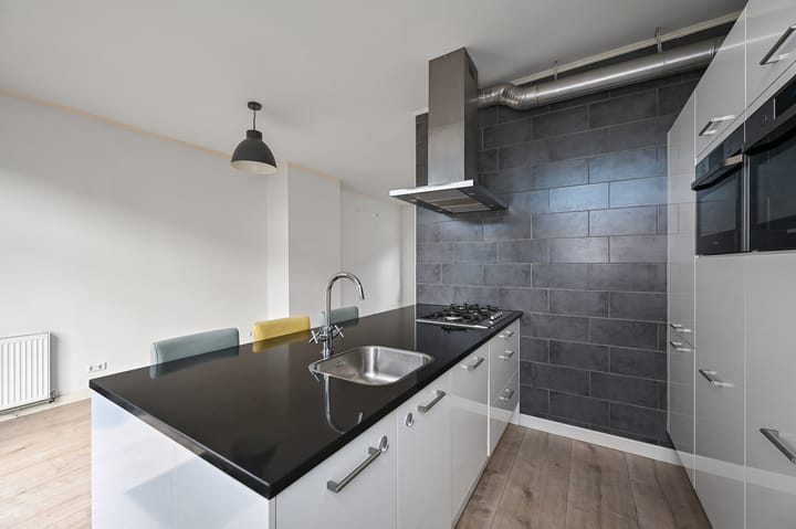 Foto 7 van Prins Hendrikstraat 121