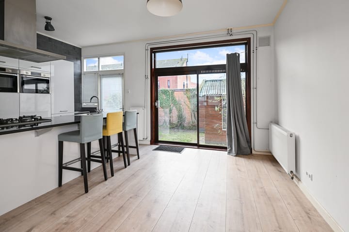 Foto 5 van Prins Hendrikstraat 121