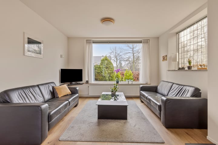 Photo 5 of Torenlaan 62