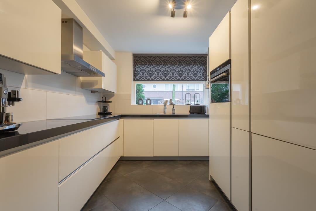 Foto 2 van Bloemenstraat 39