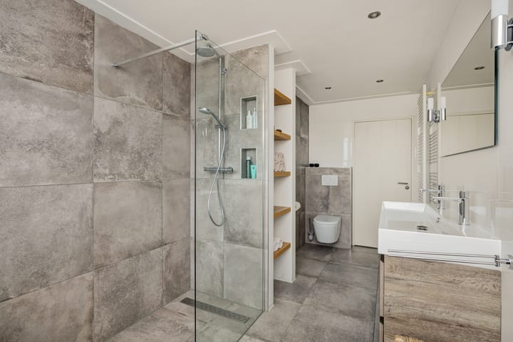 Foto 33 van Simon van den Berghstraat 58