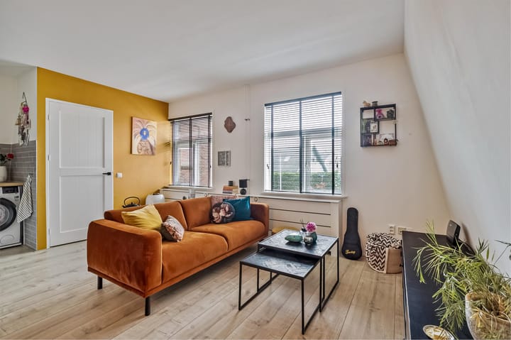 Foto 9 van Zuiderhoofdstraat 42-B