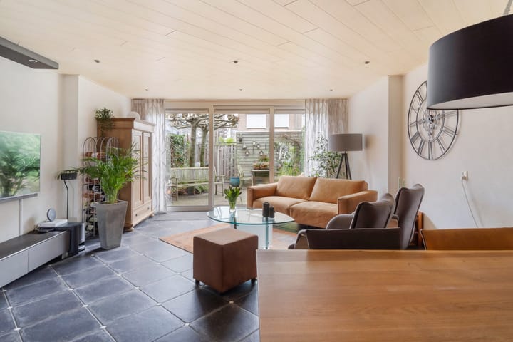 Foto 14 van van der Duynstraat 7