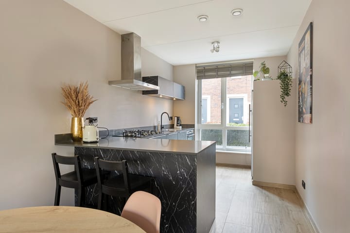 Foto 15 van Cantatestraat 2