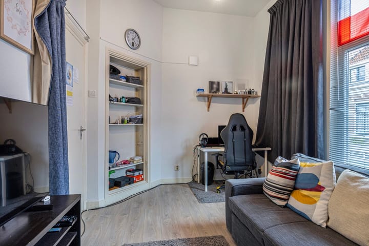 Foto 12 van Naëll Tynnegieterstraat 2